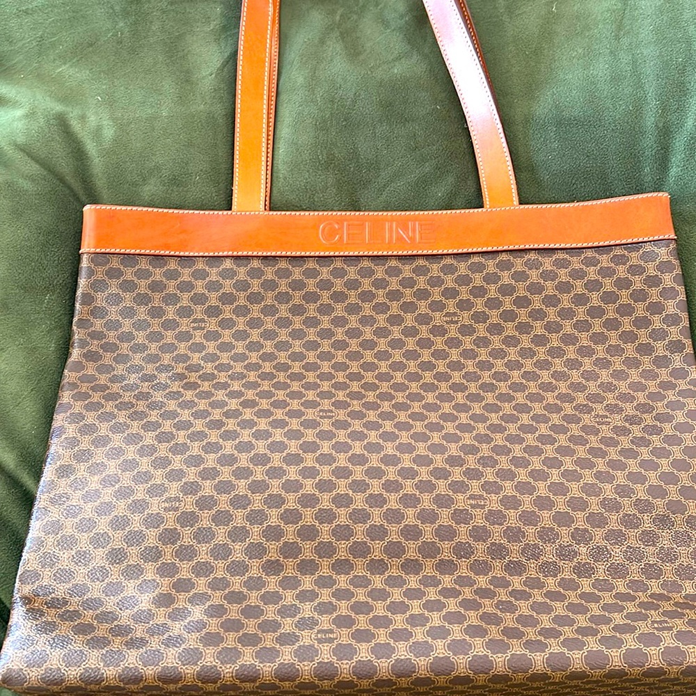 Celine Brown and Tan Tote Bag
EUC🤎🤎🤎MQ5